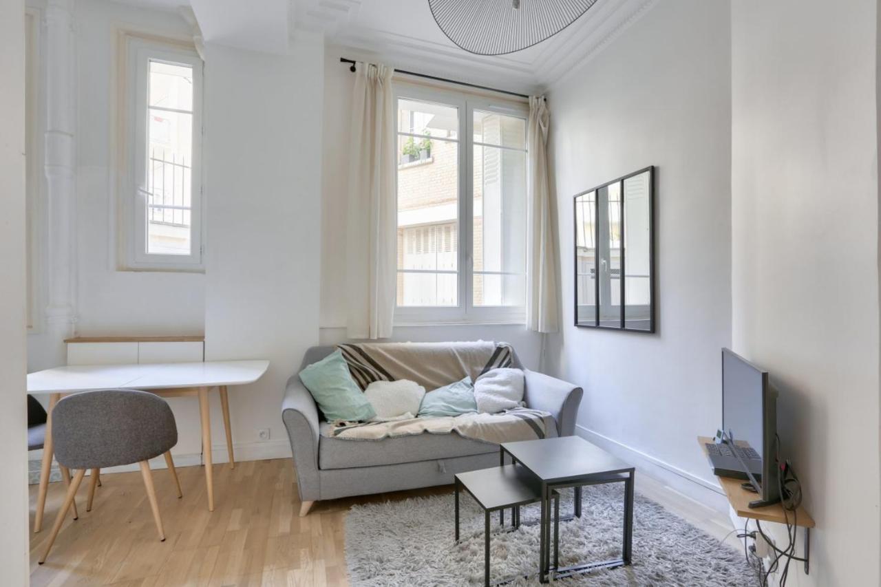 Charming Studio - Paris 18Th District Apartamento Exterior foto